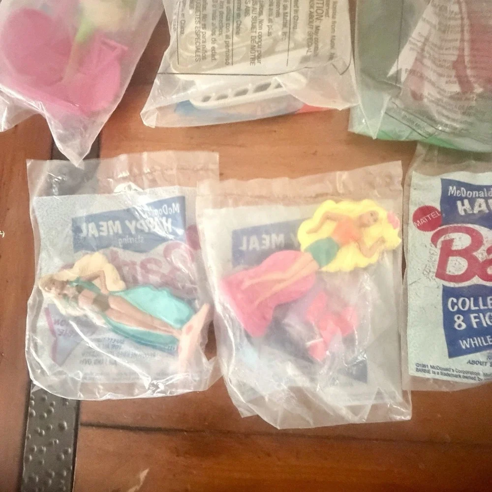 New Sealed Lot‎ of 11 Vintage Mcdonald's Barbie Theme Happy Meal Toys 1990s Era
